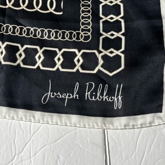 Joseph Ribkoff Geometric Pattern Square Scarf - Picture 2 of 4